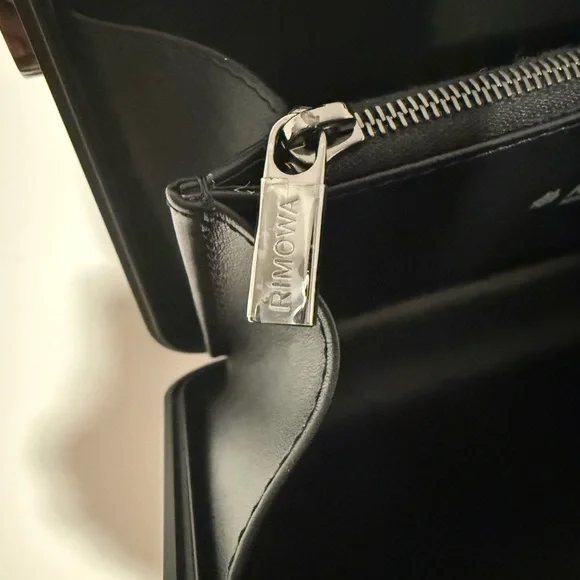 RIMOWA Cross Body Personal Bag Aluminum Black with box and dust bag - Picture 8 of 14